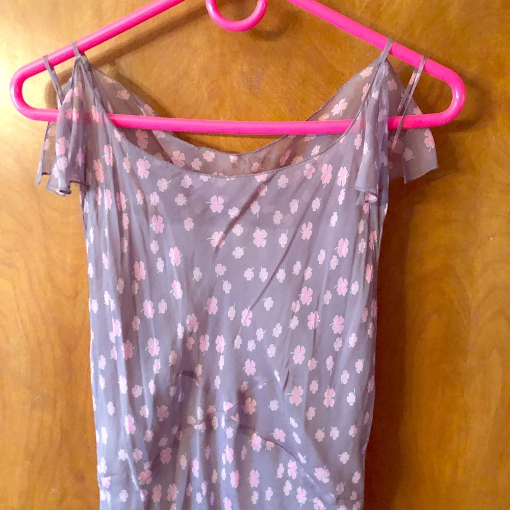Gray w/pink posies flutter hem and sleeves